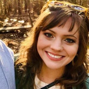 Meet your Posher, Claire